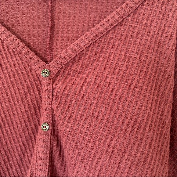 Earthbound Trading Co Waffle Knit Sweater - Picture 7 of 7